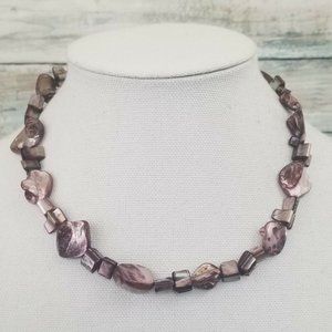 Mother of Pearl Purple Shell Necklace K16